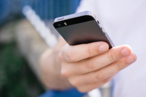 iPhoneをフェッチにして電池を長持ちさせよう！