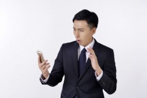 出たくない電話着信に電源ボタンだけで対処する方法