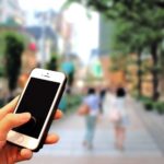 お出かけに便利!スマホのGoogle Mapsで混雑情報を確認