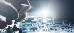 ブルームバーグの元情報筋によると、中国のスパイチップの話は「意味がない」