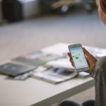 iPhoneのメッセージに件名を追加できるって知っている?