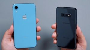 iPhone XRと比較してより手頃な価格のギャラクシーS10e