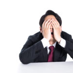 悲報!折りたたみスマのMotorola Razerは使えないモデルだった!?