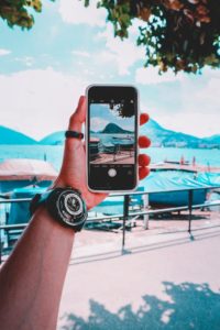 iPhoneの着信画面を設定して通話機能をもっと楽しもう