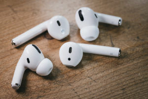 どんなモデルになるの！？2021年前半にAirPods3が登場か！