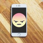 iPhoneのカメラがハッキングされる脆弱性が発見|現在は修正済み