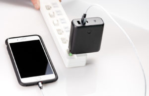 iPhoneのインターフェイス問題！iPhone12はUSB-Cになるのか？それとも…