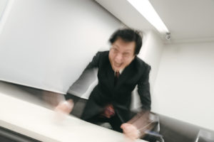 iPhoneでアプリが開けない！？どうやって対応すればいいの？