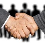 Appleもついに本格始動！？折りたたみiPhoneに向けた行動を開始！