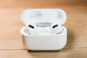 買うのは待った！次期AirPods ProとiPhone SEが4月に登場するかも