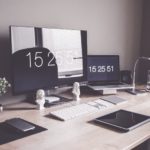 iPhoneの背面をダークモードに調整し気分転換を