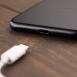 iPhoneで充電ができなくなった原因が本体故障の場合は修理に出す