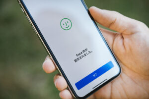 iOS14.5リリース！マスク装着時もiPhoneのロック解除をApple Watchで