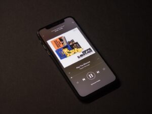Appleが正式否定！iOS14.5の音楽アプリデフォルト設定はない…