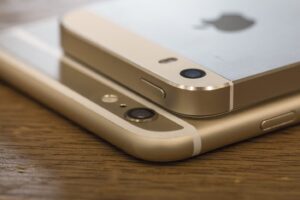 ついにサポート終了か？iPhone6s/iPhone SE(1st)がiOS16非対応に…