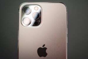 iPhoneのカメラが起動しないときの対処法！まずは原因を探ろう