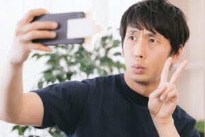 iPhoneのFaceTimeで自分の顔が映らなくなる原因と対処法について