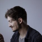 iPhoneで壁紙の写真のサイズが合わないときの調整方法