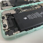 期待のアップデートなのに!?iOS15.4でバッテリーの著しい消耗報告が