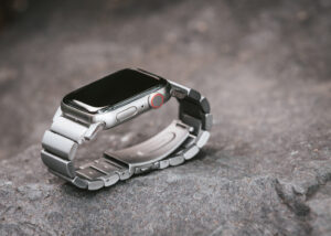 Appleが新たな特許取得！？Apple Watchにカメラと新健康管理機能を