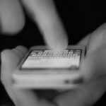 文字を間違えて消してしまったときに使える、三本指のやり方