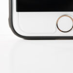iPhoneでホームボタンの反応が悪くなった時の対処法と修理方法