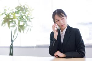 iPhoneで通話時に音が聞こえなくなる原因と対処方法について