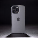 iPhoneをモノクロ表示に変更する方法