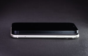 iPhoneのiOSをダウングレードする方法は？