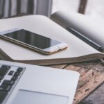 iPhoneのスクショを片手で撮る裏技とは