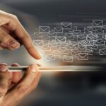 iPhoneのメールを指定した日時に送信する方法