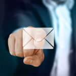 iPhoneのスレッドで最新のメッセージを一番上にする方法