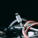iPhoneで充電器を繋いでも反応が無い場合の対処法について