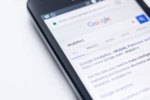 iPhoneでセーフサーチ機能をオフに変更する方法