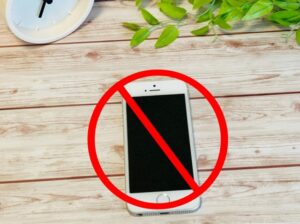 iPhoneのアクションボタンでマナーモードの設定をする方法