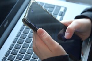 iPhoneの通知をグループ化してすっきりさせる