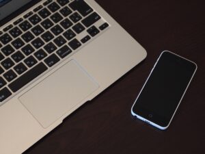 iPhoneのナイトモードの設定を維持する方法