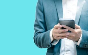 iPhoneの画面ロックまでの時間を好みに変更する