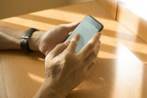 iPhoneのメモは表示順序を変えられる