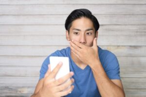 最小限の機能でiPhoneを使いたいときはアシスティブアクセス