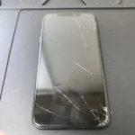 修理前のiPhoneXSMax