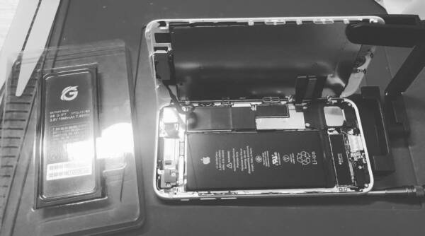 iPhone修理のことならモバイル修理.jp 南宮崎店へ‼