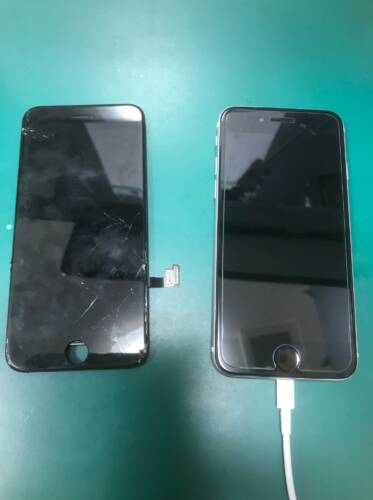 iPhoneSE第２世代　画面破損