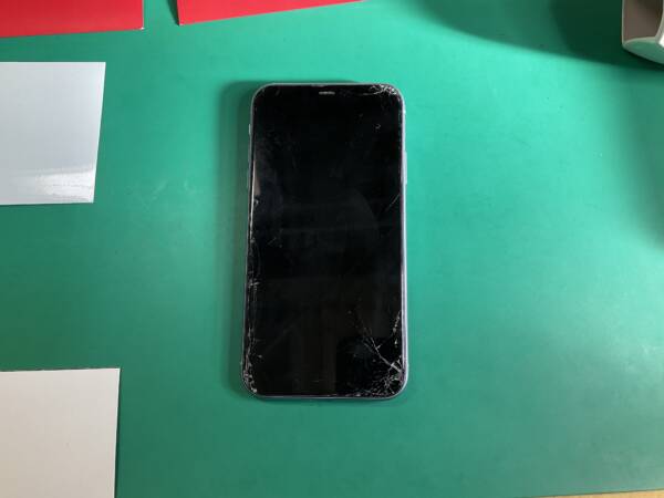 【修理事例】iPhone11　ガラス+液晶　画面修理