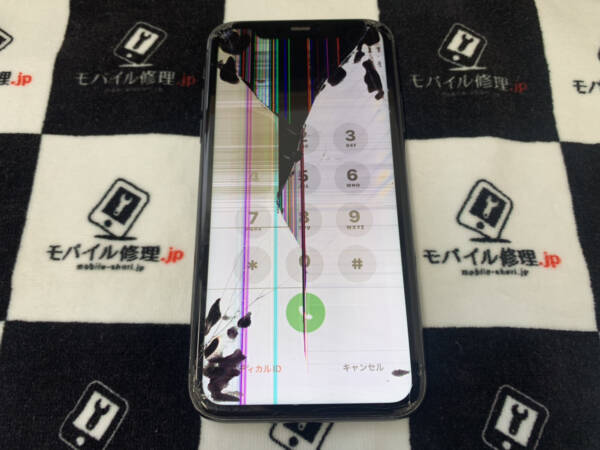 液晶漏れを起こしているiPhone11は早急にモバイル修理.jp 室蘭店へ