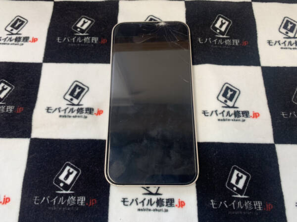 モバイル修理.jp 室蘭店なら画面が割れたiPhone14も最短修理