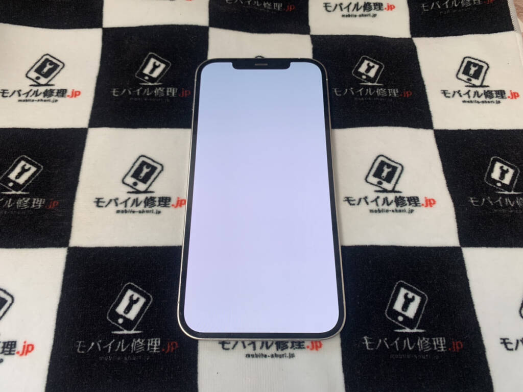 画面が真っ白になったiPhone12ProMax