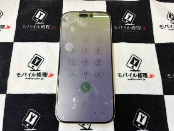 【iPhone16Pro】画面破損は症状が悪化する前に修理に出しましょう
